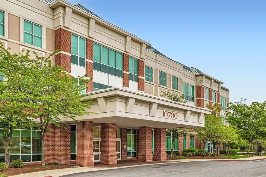 10700 Charter Dr, Columbia, MD à louer - Photo du bâtiment - Image 1 de 9