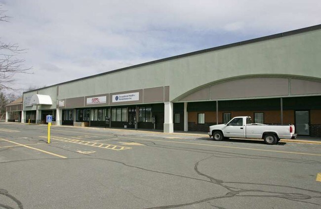 More details for 489-493 Bernardston Rd, Greenfield, MA - Retail for Lease