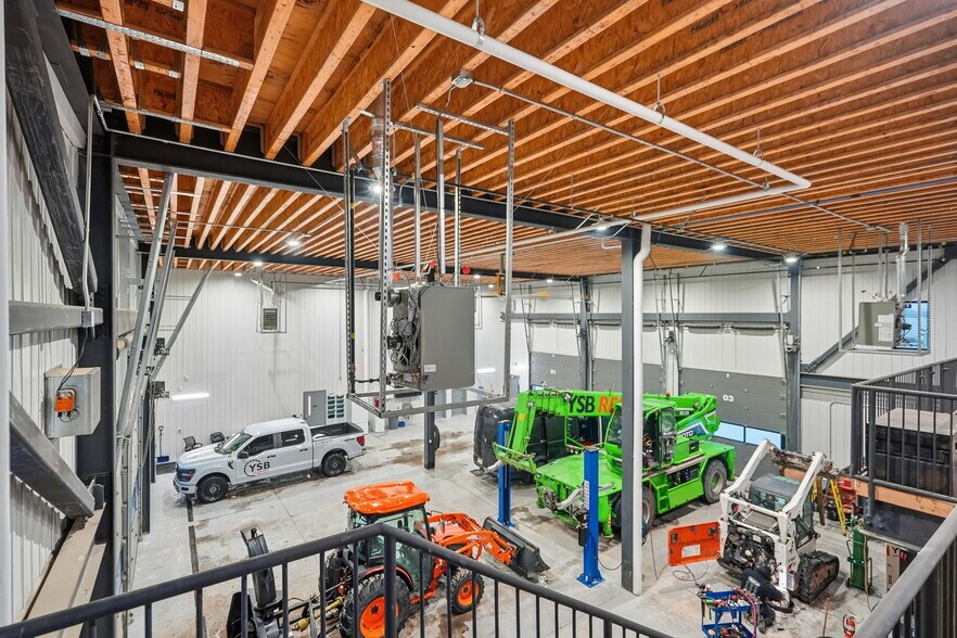 224 Robot St, Vars, ON à vendre - Photo du bâtiment - Image 3 de 90