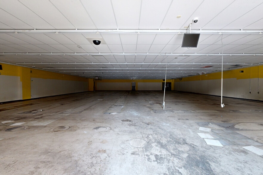 1245 Spruce St, Pueblo, CO for sale - Matterport 3D Scan - Image 3 of 17