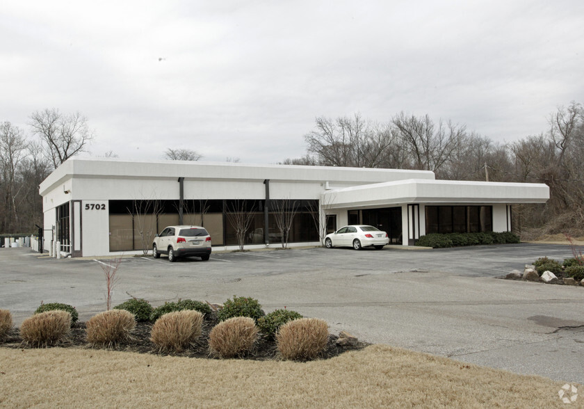 5702 Summer Ave, Memphis, TN à vendre - Photo principale - Image 1 de 1