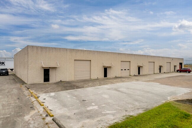 Plus de détails pour 4922 Bush St, Corpus Christi, TX - Industriel à louer