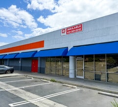 16500-16530 Sherman Way, Van Nuys, CA à louer Photo du bâtiment- Image 1 de 5