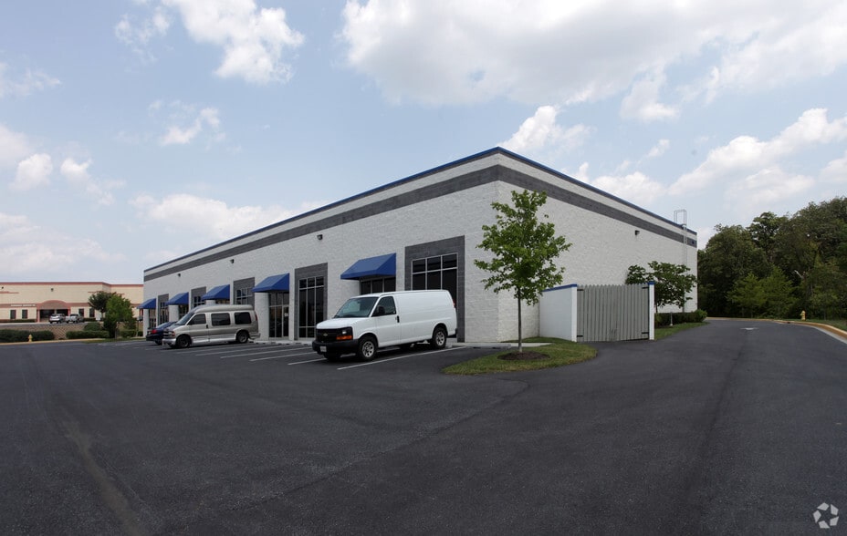 4851-4855 International Blvd, Frederick, MD for sale - Primary Photo - Image 1 of 8
