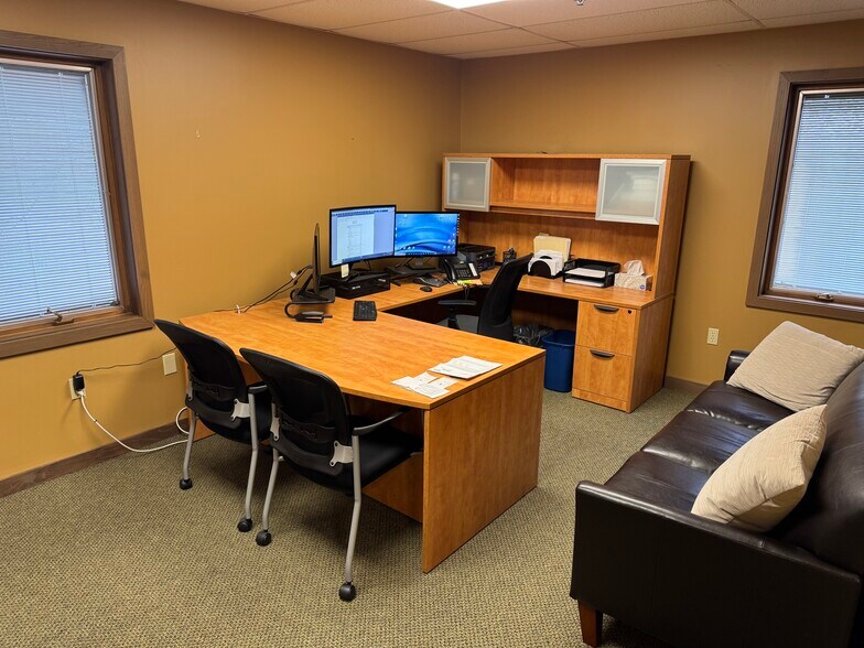 1401 Regency Dr E, Savoy, IL à vendre - Photo intérieure - Image 2 de 7