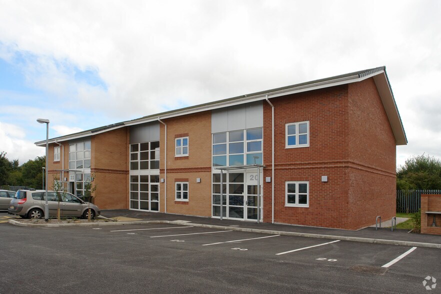 Inward Way, Ellesmere Port for sale - Building Photo - Image 2 of 2