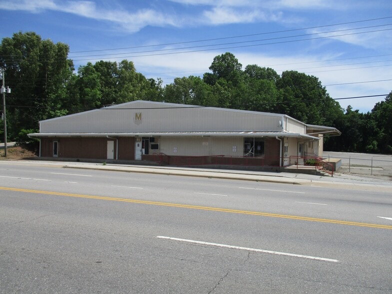 91 New Leicester Hwy, Asheville, NC à vendre - Photo du bâtiment - Image 1 de 22