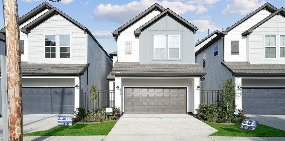 8662 Easthaven Blvd, Houston, TX for sale - Primary Photo - Image 1 of 1