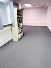 8534 Village Dr, San Antonio, TX for lease Interior Photo- Image 2 of 8