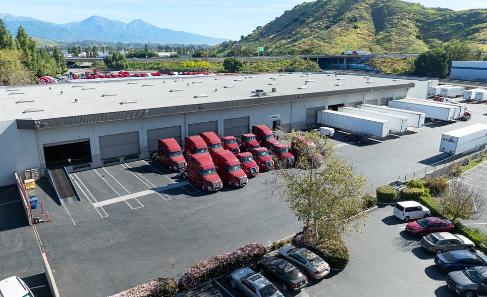 3100 Pomona Blvd, Pomona, CA for lease - Building Photo - Image 3 of 6
