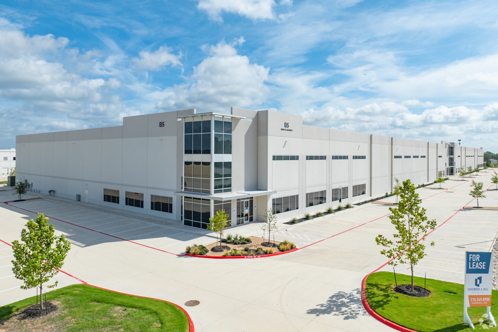 22867 IH-35, Schertz, TX for lease Primary Photo- Image 1 of 19