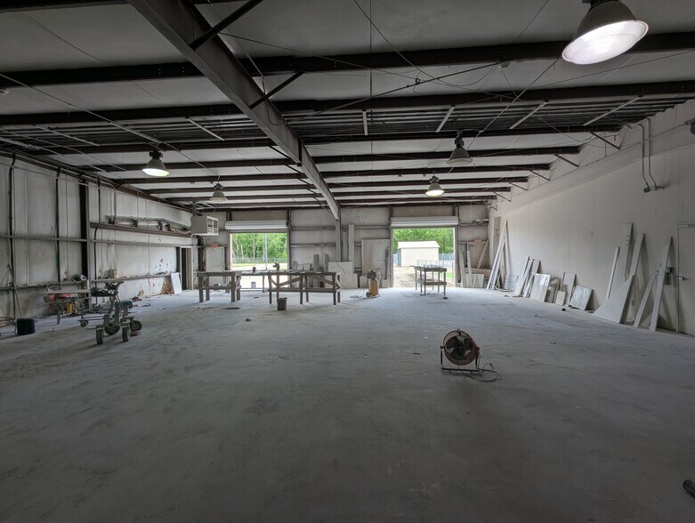 6095 College St, Beaumont, TX à louer - Photo du bâtiment - Image 2 de 68
