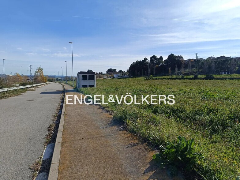 Barri Bellver, 9, Vilobí del Penedès, Barcelona à vendre - Photo du bâtiment - Image 2 de 4