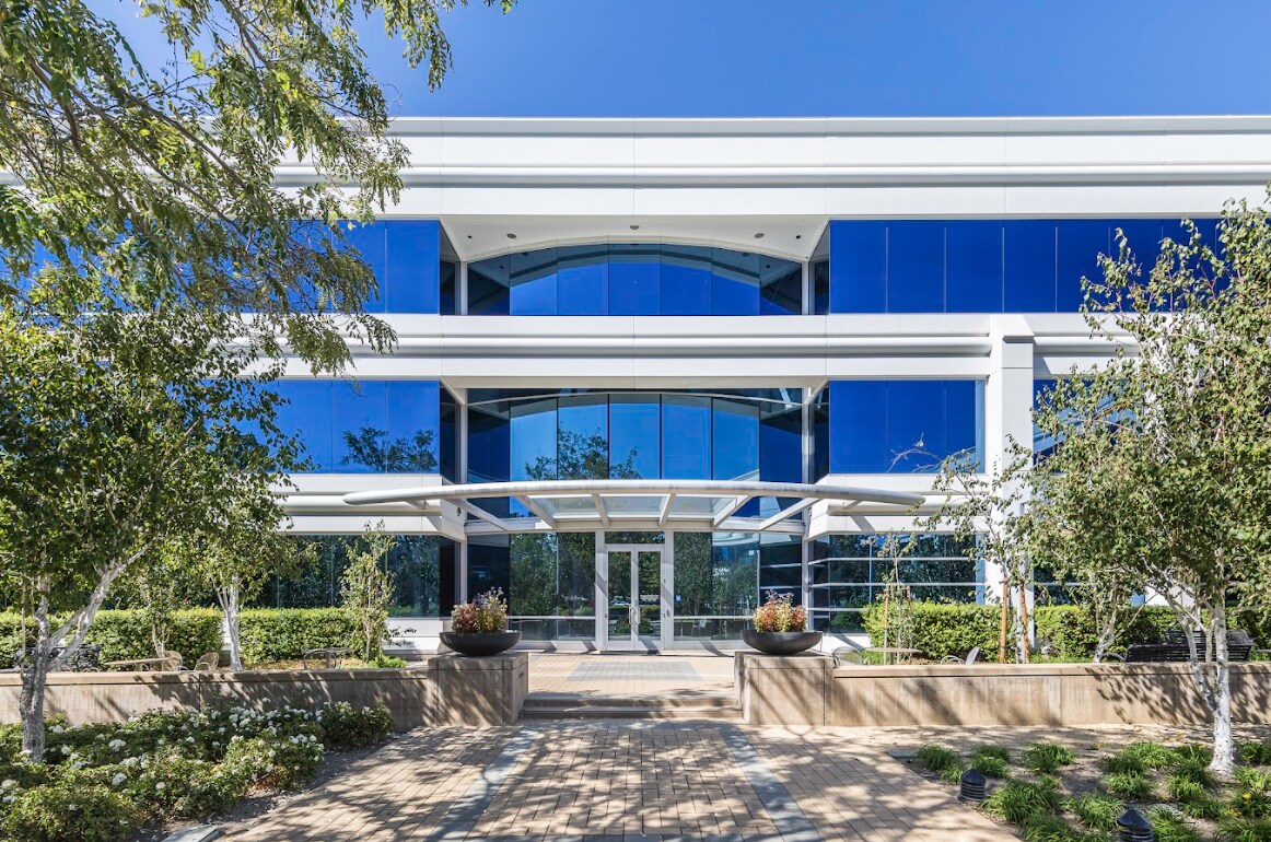 1198 E Arques Ave, Sunnyvale, CA for lease Primary Photo- Image 1 of 4