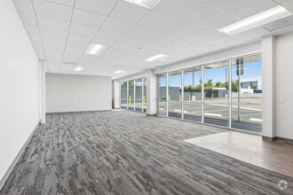 1633 S Campus Ave, Ontario, CA à louer Photo intérieure- Image 2 de 13
