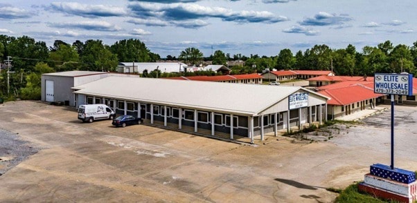 1971 E US 412 Hwy, Siloam Springs, AR for sale - Primary Photo - Image 1 of 25