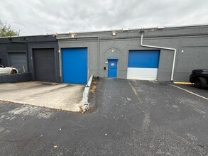 1600-1622 NE 205th Ter, Miami, FL for lease Interior Photo- Image 1 of 5