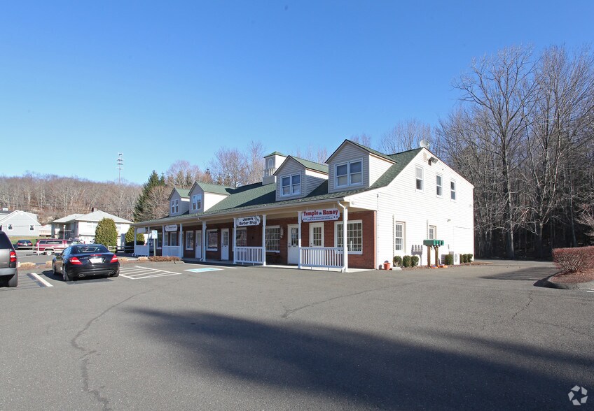 312-320 Oxford Rd, Oxford, CT à louer - Photo du bâtiment - Image 3 de 20