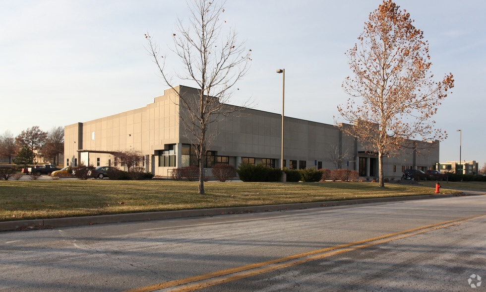 10708 N Pomona Ave, Kansas City, MO for sale - Primary Photo - Image 1 of 12