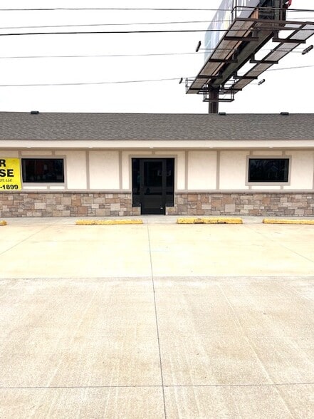 401-403 NE Washington Blvd, Bartlesville, OK for lease - Building Photo - Image 3 of 20