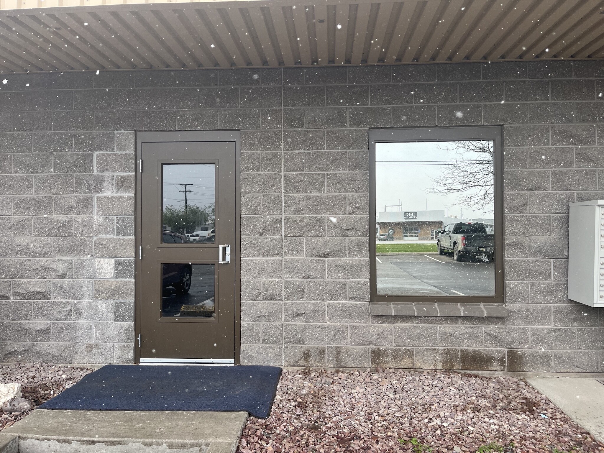 2901 W Broadway St, Missoula, MT for lease Interior Photo- Image 1 of 11