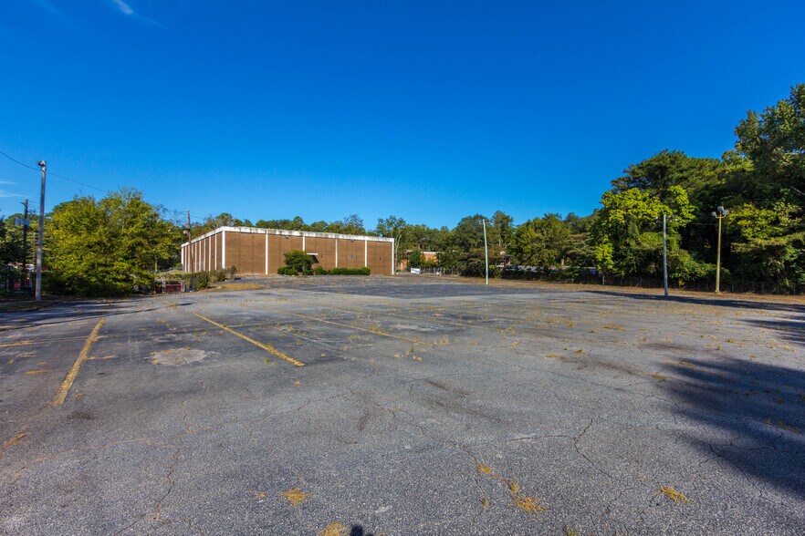 2288 Fairburn Rd, Atlanta, GA à vendre - Photo du bâtiment - Image 3 de 25