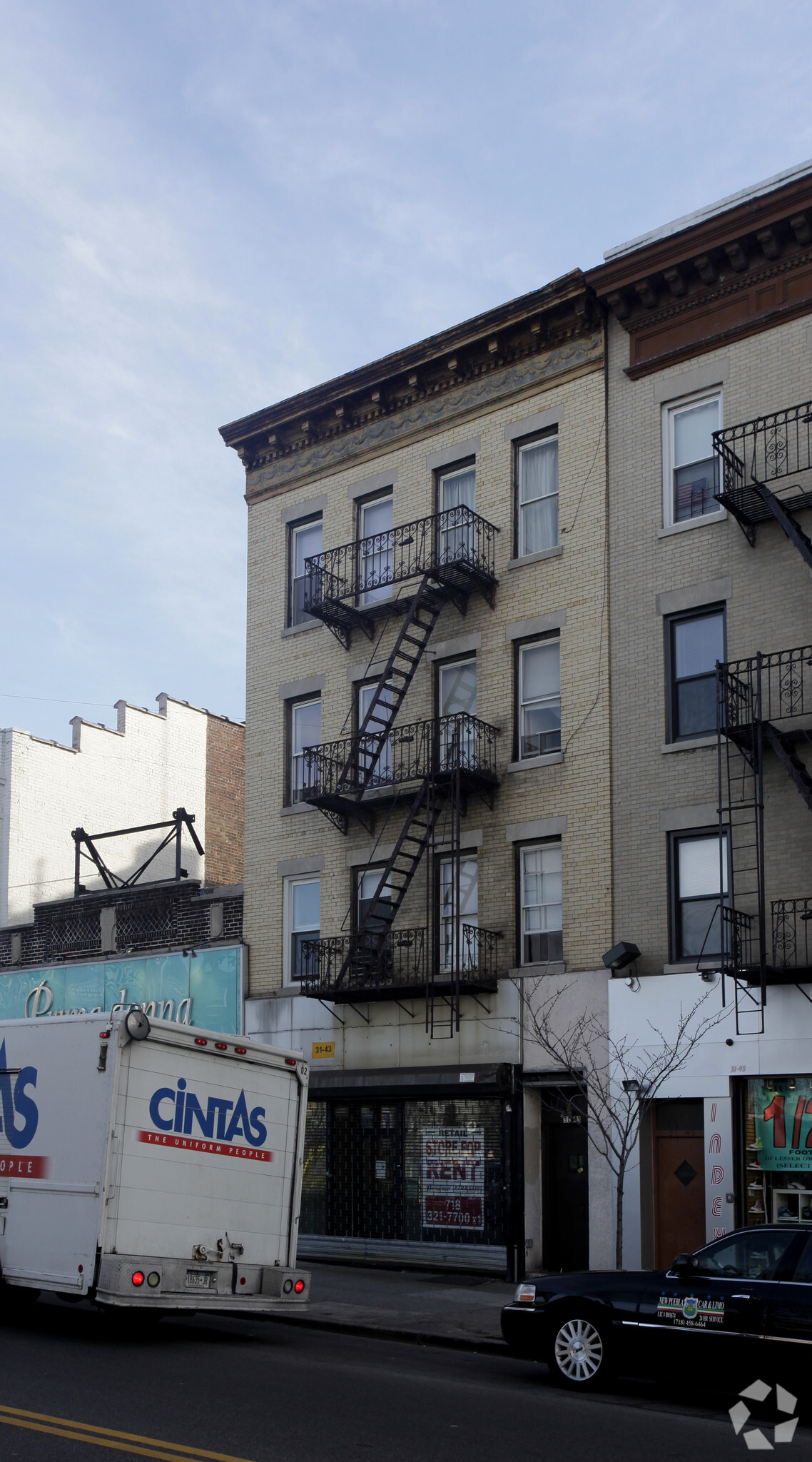 31-43 Steinway St, Astoria, NY for sale Primary Photo- Image 1 of 1