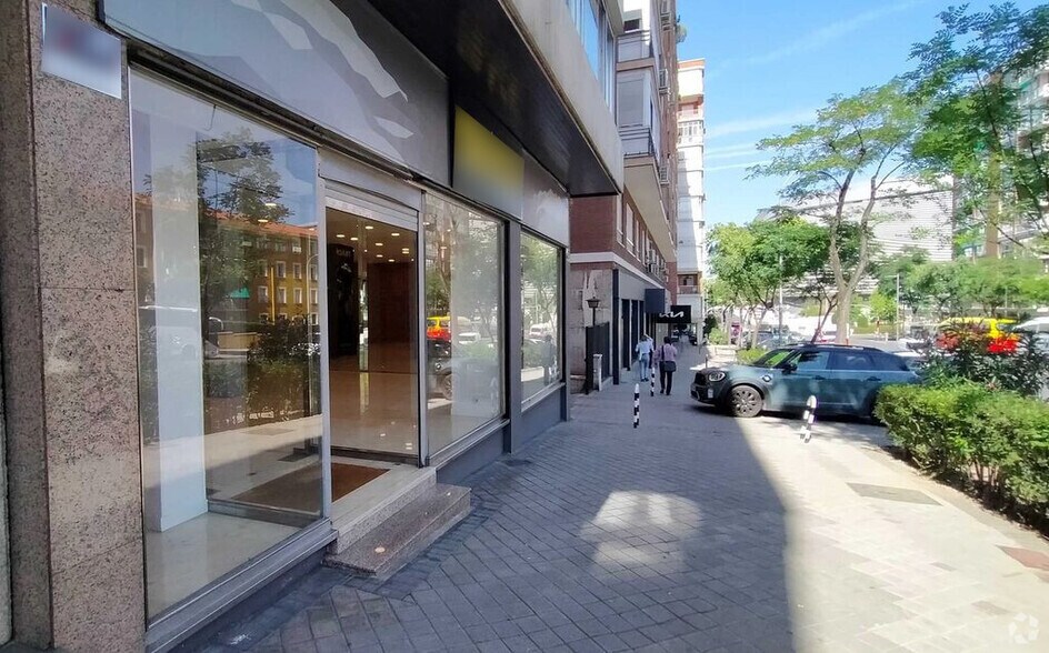 Immeuble residentiel dans Madrid, Madrid à vendre - Photo intérieure - Image 1 de 1