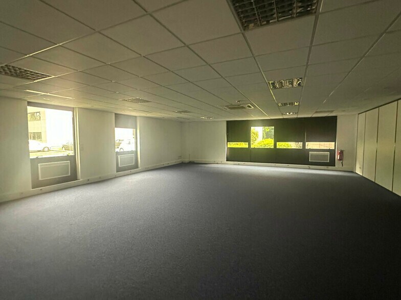 Office in Oberhausbergen for lease - Interior Photo - Image 3 of 5