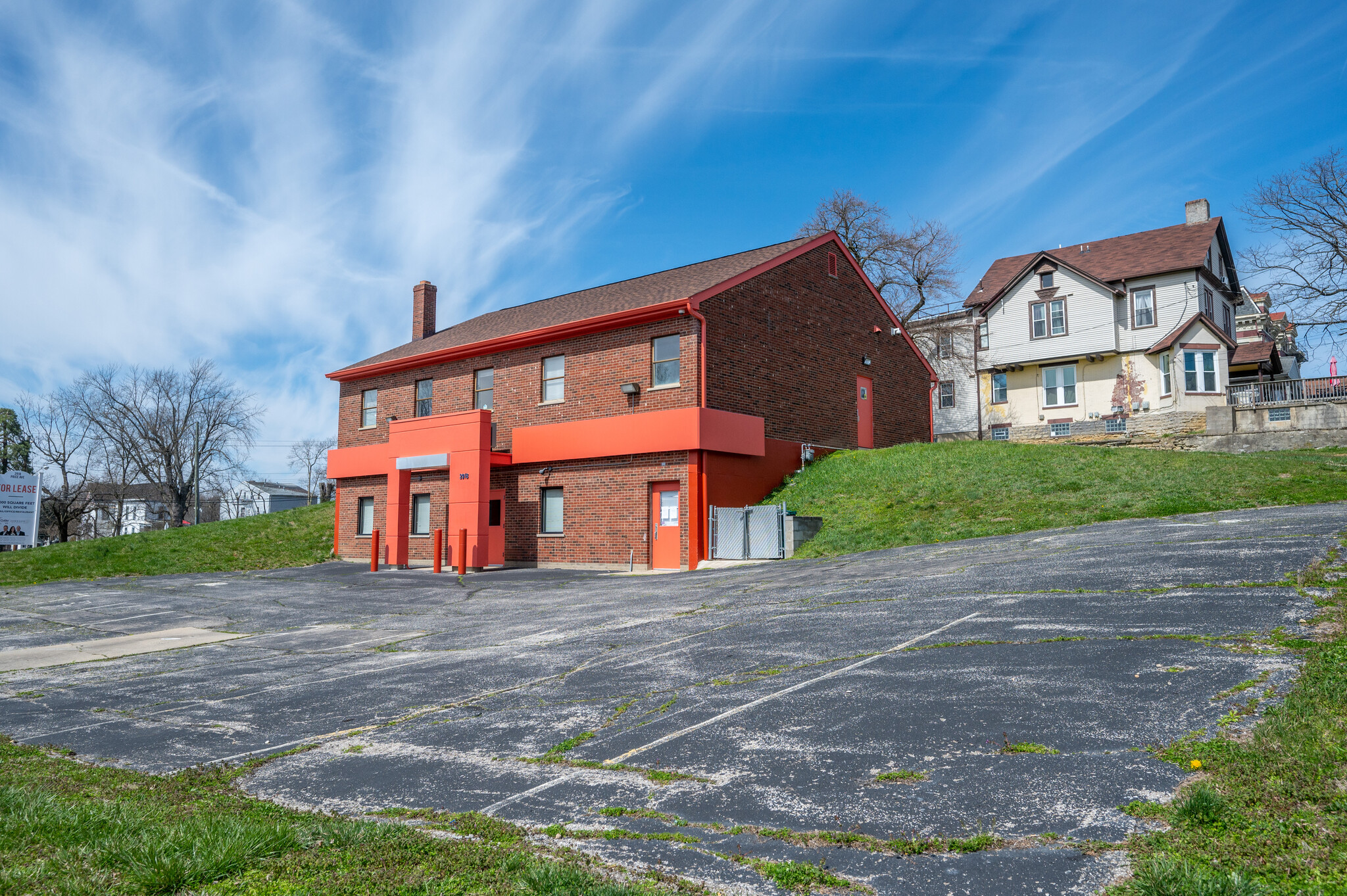 2918 Price Ave, Cincinnati, OH for lease Building Photo- Image 1 of 22