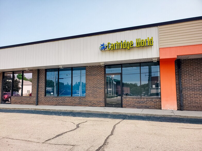 424-442 Orchard St, Antioch, IL à louer - Photo du bâtiment - Image 3 de 7