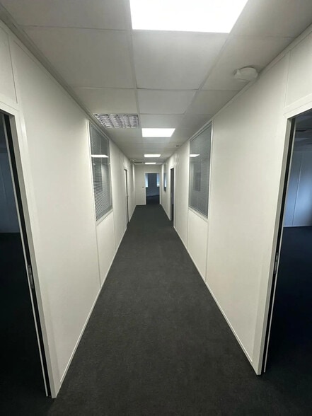 1 Rue Lénine, Ivry-sur-Seine for lease - Interior Photo - Image 2 of 4