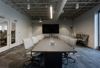 1211 57th Ave, Nashville, TN for lease Interior Photo- Image 2 of 4