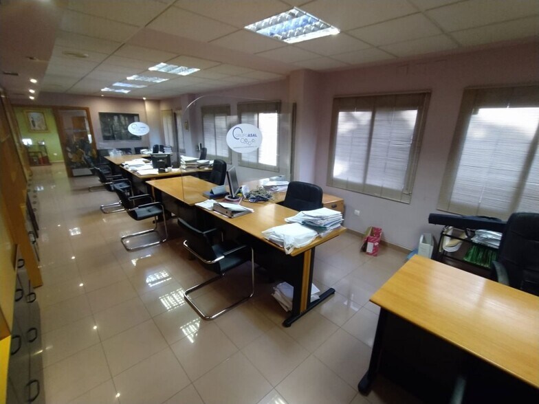 Office in Cáceres, Cáceres for sale - Building Photo - Image 1 of 11