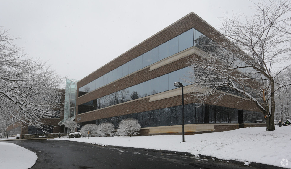 1500 West Park Dr, Westborough, MA for lease - Building Photo - Image 2 of 7