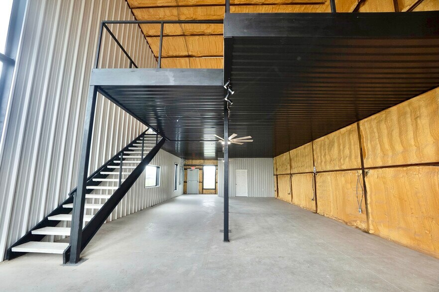 181 Ninety Four Ln, Taylor, TX à vendre - Photo intérieure - Image 2 de 6