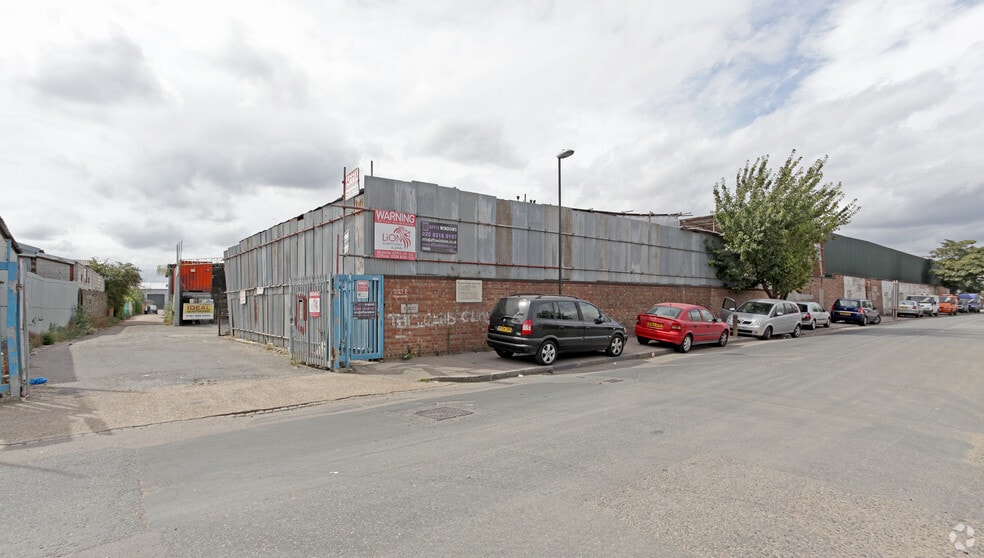 73 Westmoor St, Londres à louer - Photo du bâtiment - Image 2 de 2