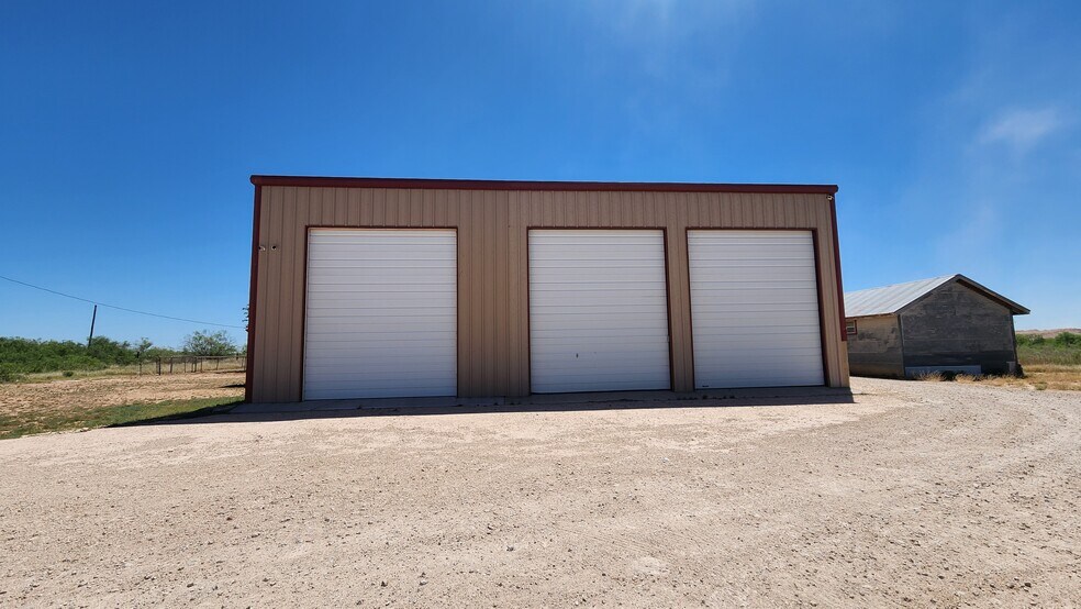 9300 W County Road 60, Midland, TX à vendre - Photo du bâtiment - Image 3 de 41