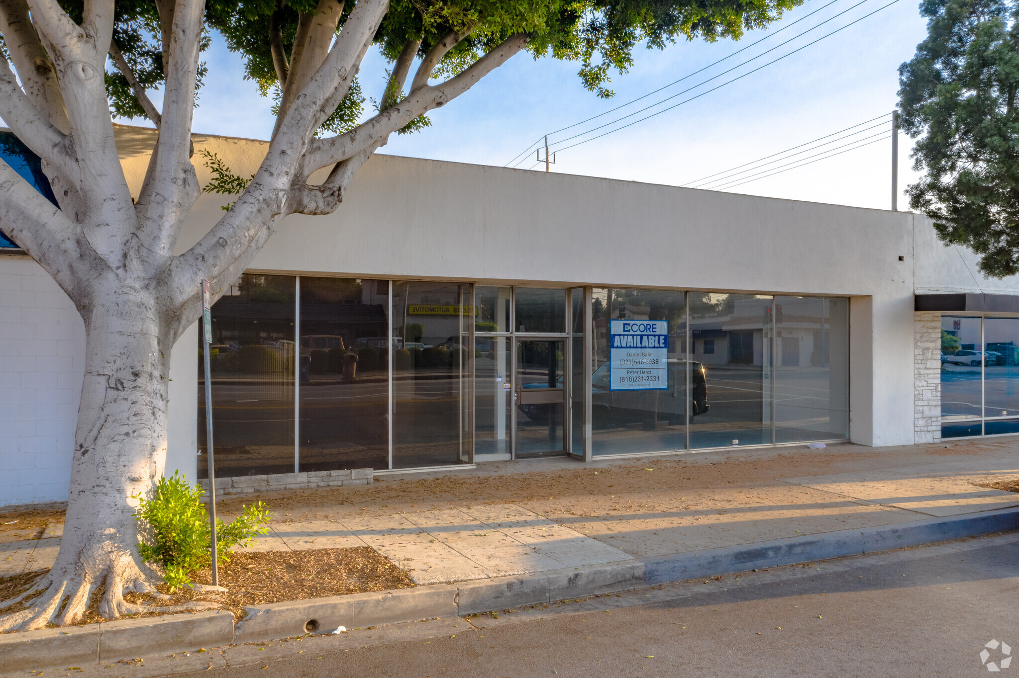 1218 W Magnolia Blvd, Burbank, CA for sale Primary Photo- Image 1 of 1