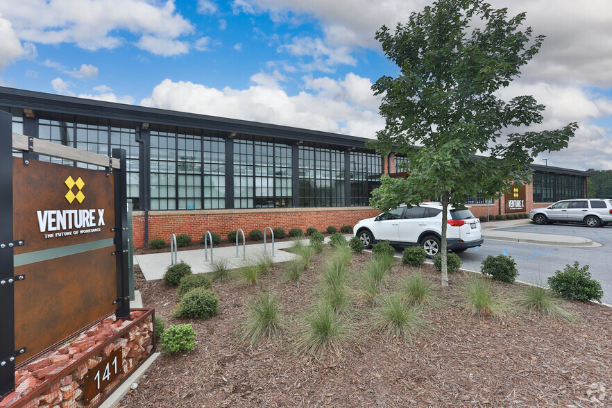 141 Traction St, Greenville, SC for lease - Building Photo - Image 2 of 40