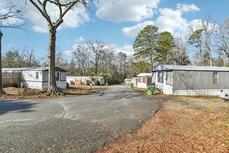 136 Cain Cir, Spartanburg, SC à vendre - Photo du bâtiment - Image 3 de 11