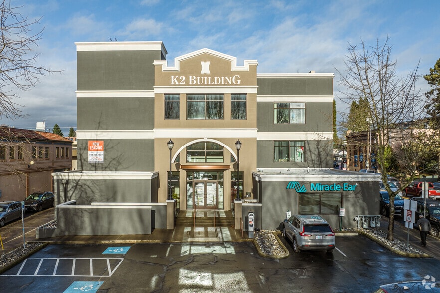 1717 NE 42nd Ave, Portland, OR for lease - Building Photo - Image 2 of 12