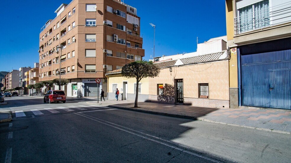 Terrain dans Petrer, Alicante à vendre - Photo du bâtiment - Image 1 de 8