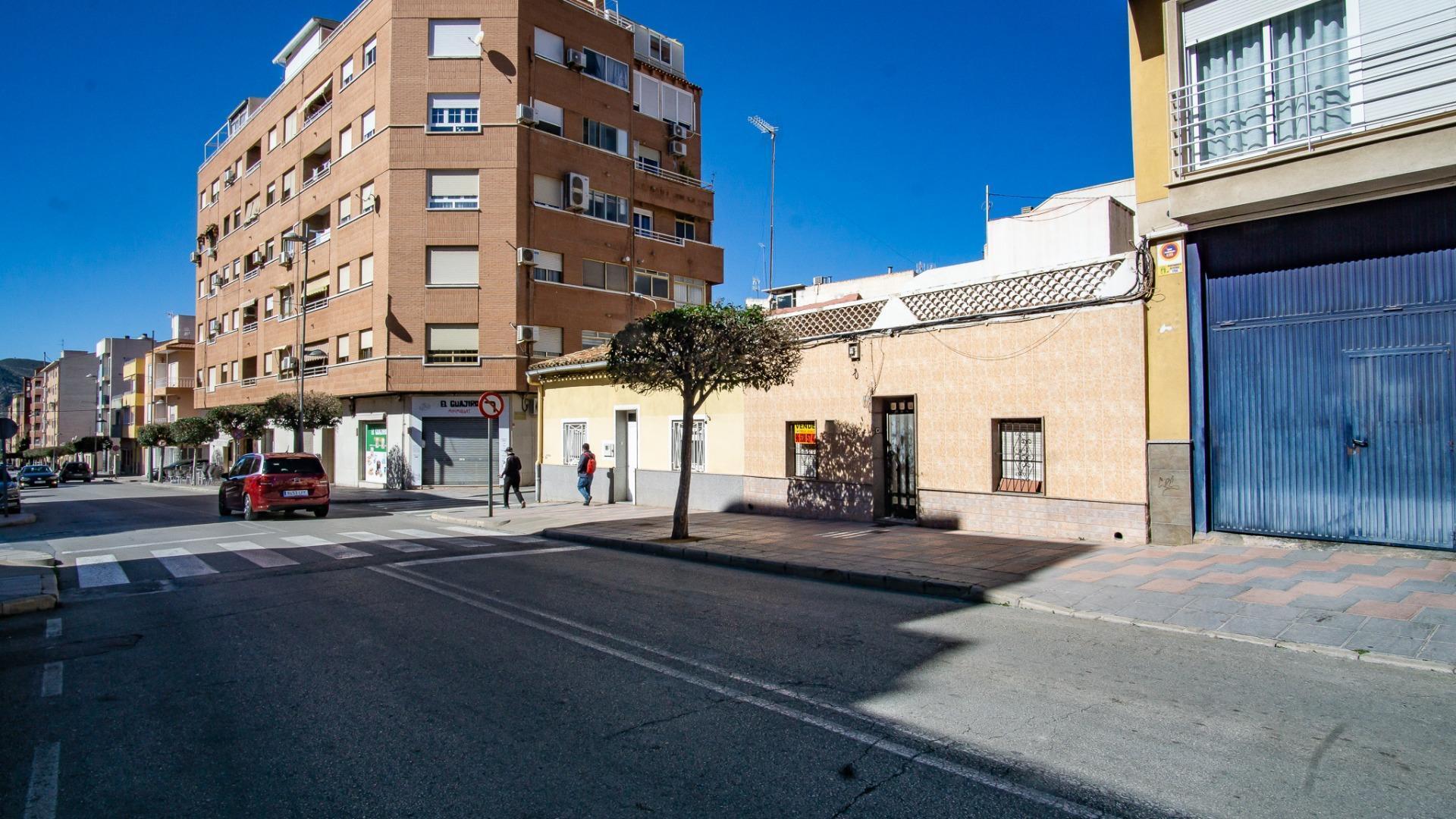 Land in Petrer, Alicante for sale Building Photo- Image 1 of 9