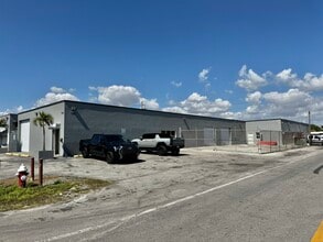 1080-1090 E 17th St, Miami, FL for lease Interior Photo- Image 1 of 1