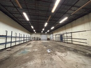 4614 College Rd N, Castle Hayne, NC à louer Photo intérieure- Image 2 de 7