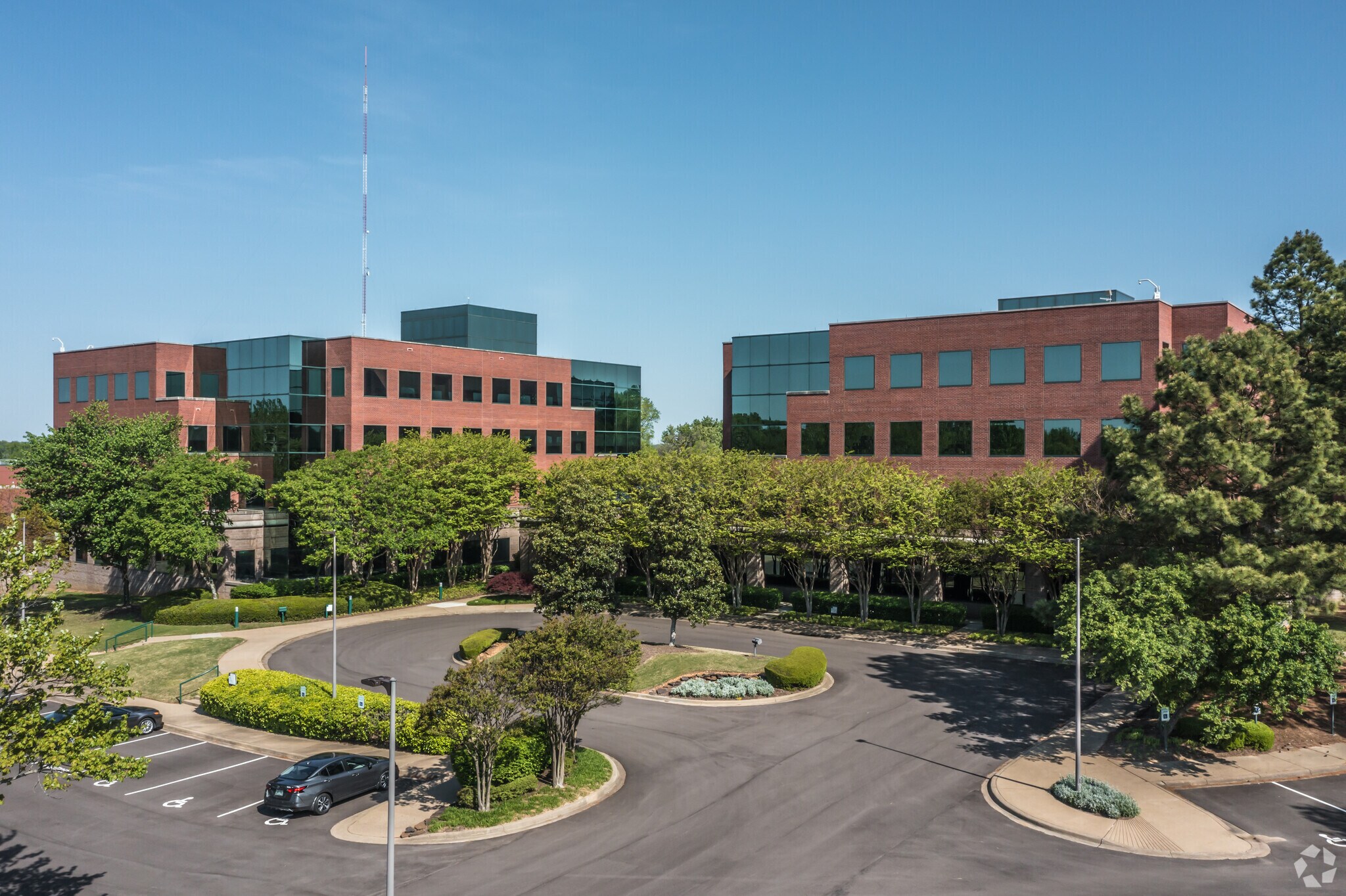 7130 Goodlett Farms Pky, Cordova, TN for lease Primary Photo- Image 1 of 15