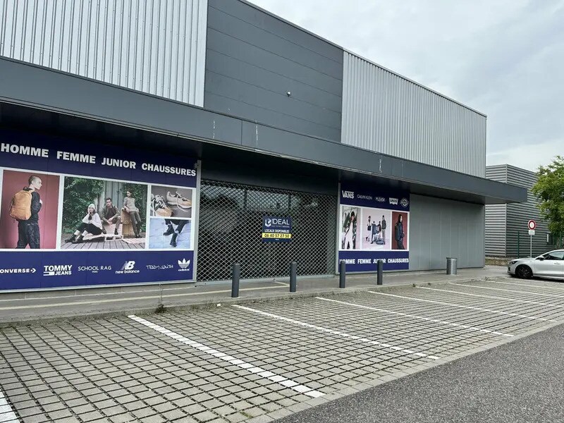 13 Rue De La Sabliere, Schweighouse-sur-Moder for lease Building Photo- Image 1 of 13