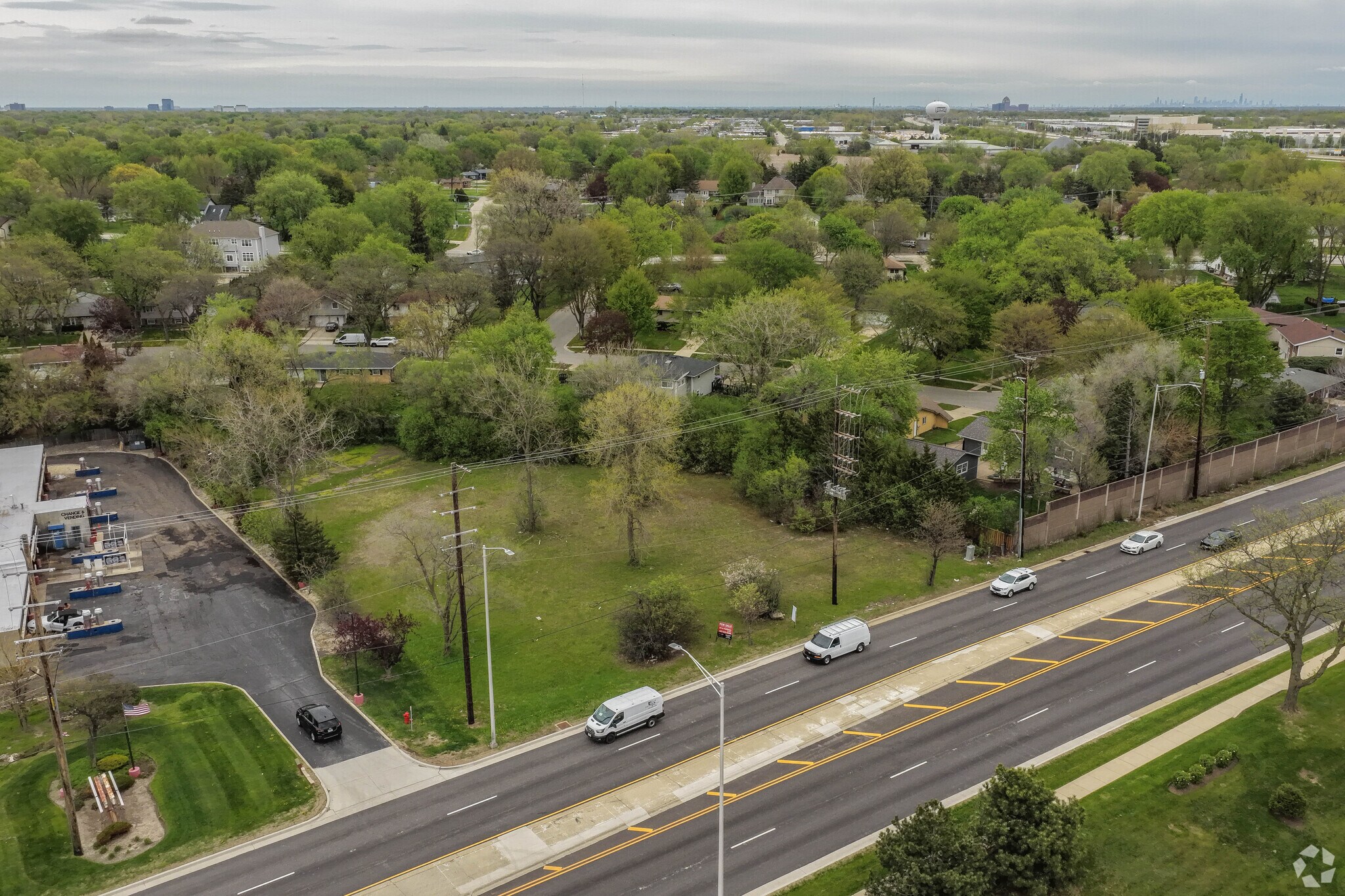 1 E Irving Park Rd, Roselle, IL for sale Primary Photo- Image 1 of 4