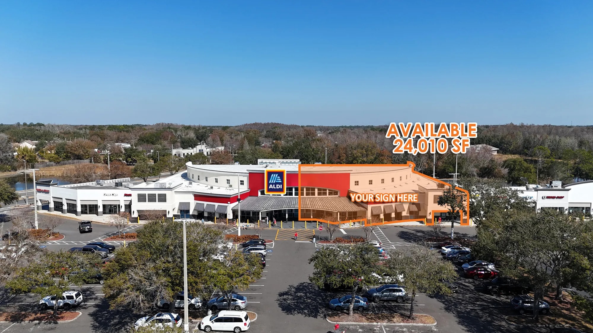 27327-27424 Wesley Chapel Blvd, Wesley Chapel, FL for lease Building Photo- Image 1 of 3